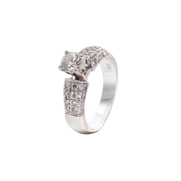 19K White Gold Engagement Diamond Ring