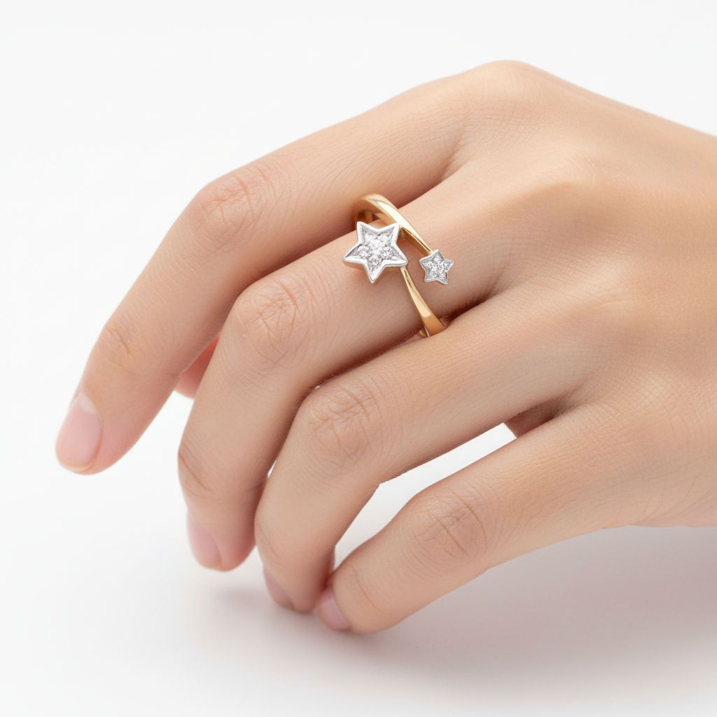 10K Yellow Gold Star Design Ring. TDW:0.04ct