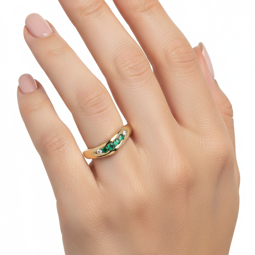 14K Yellow Gold Curve Shape Emerald and Diamond Band. E: 0.15ct TDW: 0.04ct