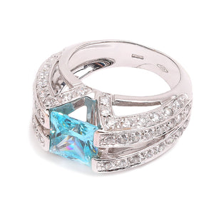 Vintage Futuré Luxe Ring with Princess-Cut Blue Topaz and Diamond Accents. 18k, set with 68 Round Diamonds,  TDW: 0.96ct, SI, GH