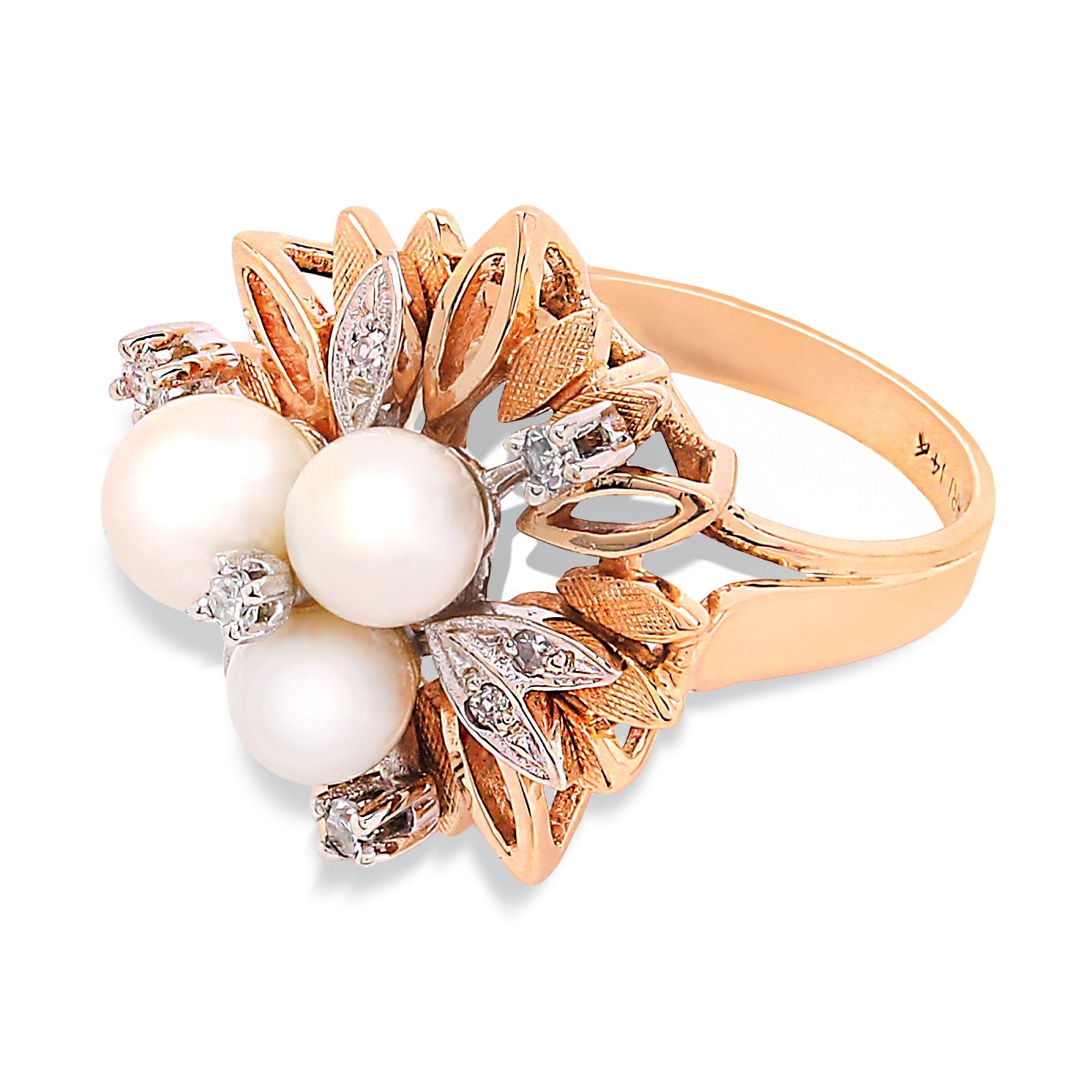 Yellow Gold Pearl and Diamond Floral Ring, 14K, TDW:0.08ct,VS2/I2, I/J
