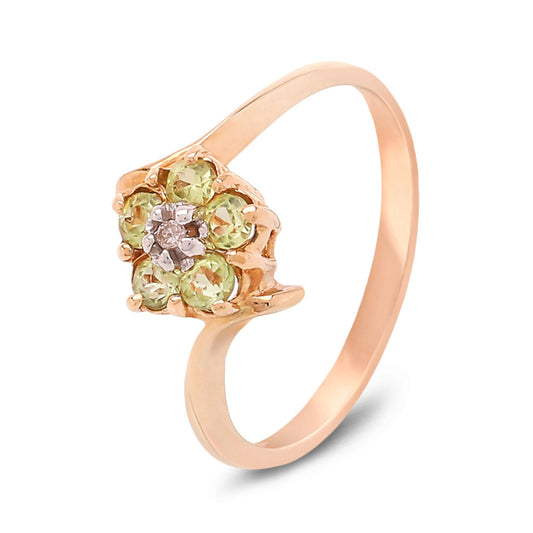 Yellow Gold Ring with Peridot Flower and Diamond, 14k