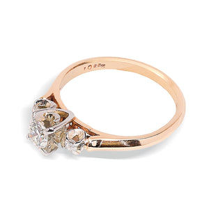 Two Tones Gold Engagement Diamond Ring setting with Three Round Diamonds, 18-14K,  TDW: 0.31ct ,SI, G-H)