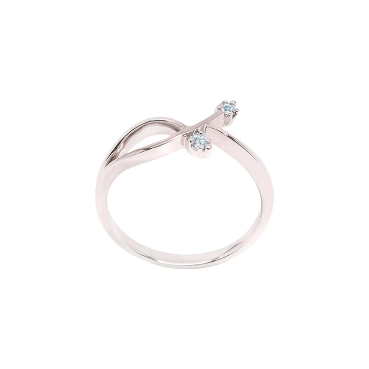 10K White Gold Curved Band Diamond Ring