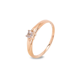 10K Yellow Gold Ring with Single Round Cut Diamond
