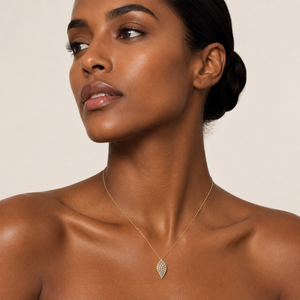 18K Yellow Gold Pavé Diamond Leaf Pendant Necklace
