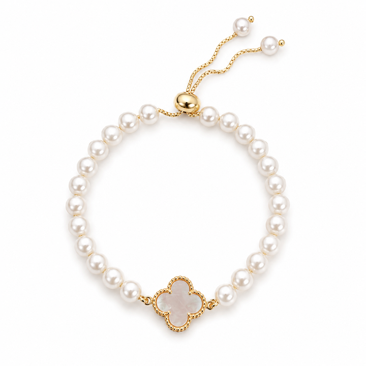 18k Yellow Gold Mother of Pearl Clover Pendant with Adjustable Bracelet
