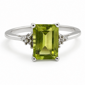 925  Sterling Silver Emerald-Cut Green Stone Ring