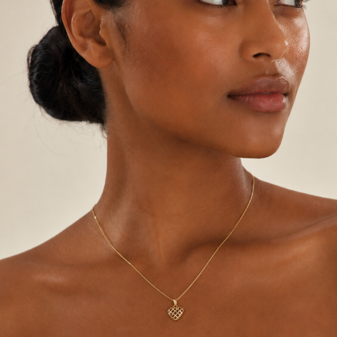 18K Yellow Gold Lattice Heart Pendant