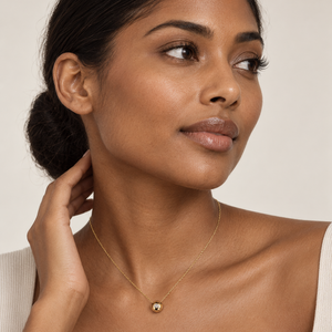 18K Yellow Gold Diamond Solitaire Disc Pendant Necklace