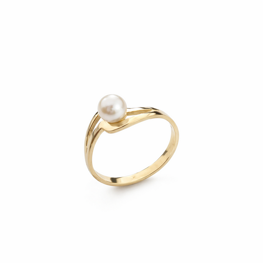 14k Yellow Gold Pearl Ring