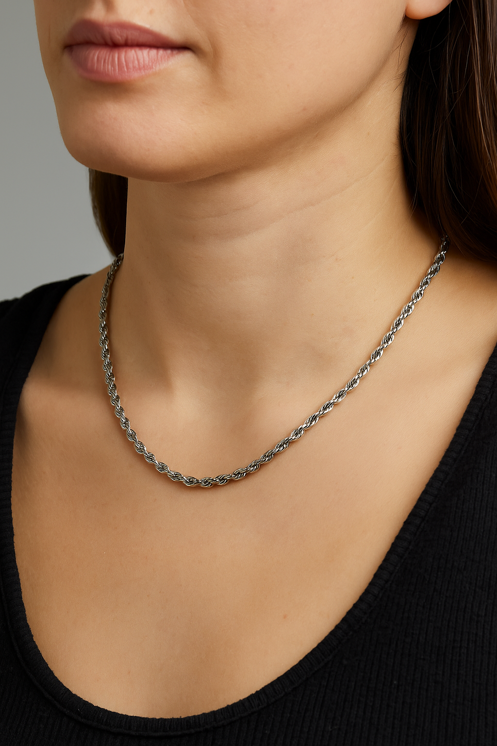 White Gold Solid Diamond Cut Rope Chain. 18k, 3.7gr, 18"