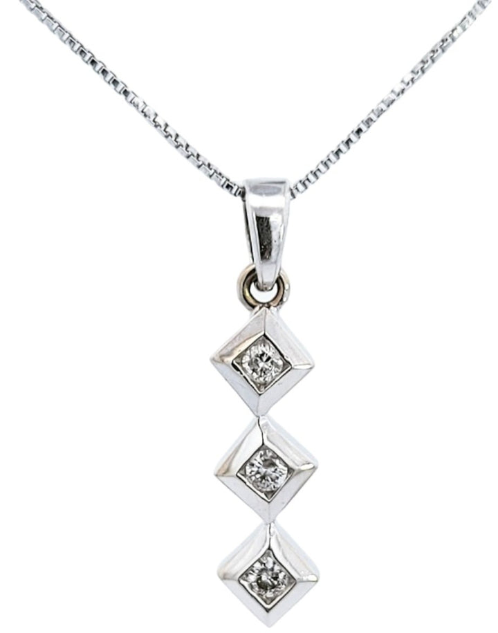14K White Gold Three Diamonds Pendant. 1.35gr 0.10ct