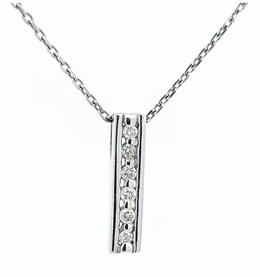 Platinum Beautiful Bar Necklace Setting  with 6 Diamonds. Pt850 ,TDW: 0.12ct