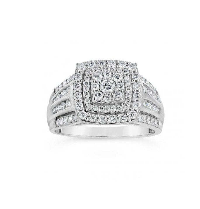 White Gold Triple Layer Halo Diamond Ring. 10k  4.3gr TDW: 1.00ct, VS FG