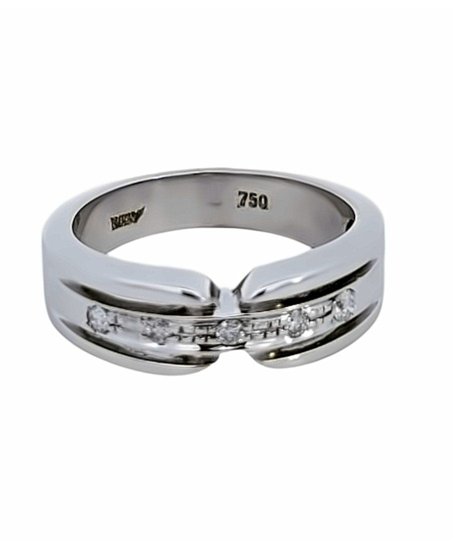 White Gold Diamond Ring. 18k, 8.2gr, TDW: 0.15ct, H, SI