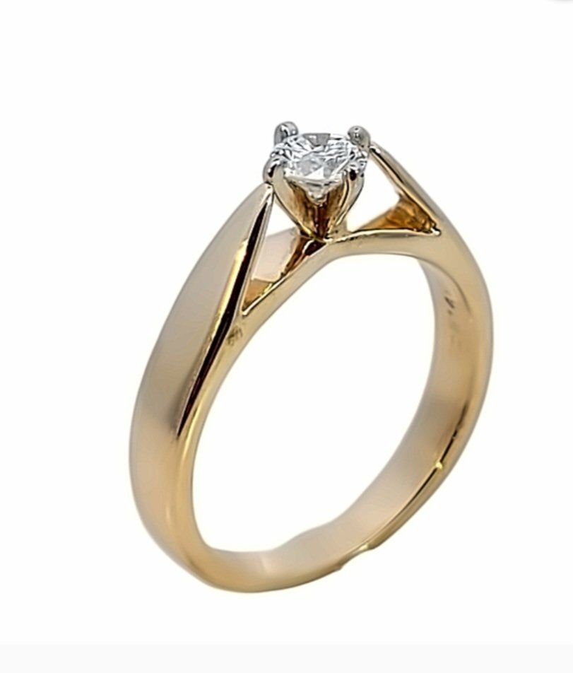 Yellow Gold Solitaire 0.3ct Diamond Ring.