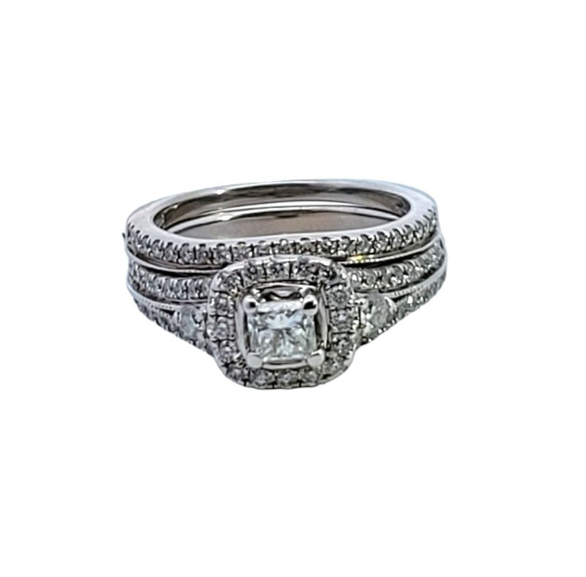White Gold Round Halo Engagement Ring Set.  73 Round Diamonds and one Princes Cut 0.3ct in Center. 14k, 5.06gr, TDW: 1ct,  VS2-SI1, GH