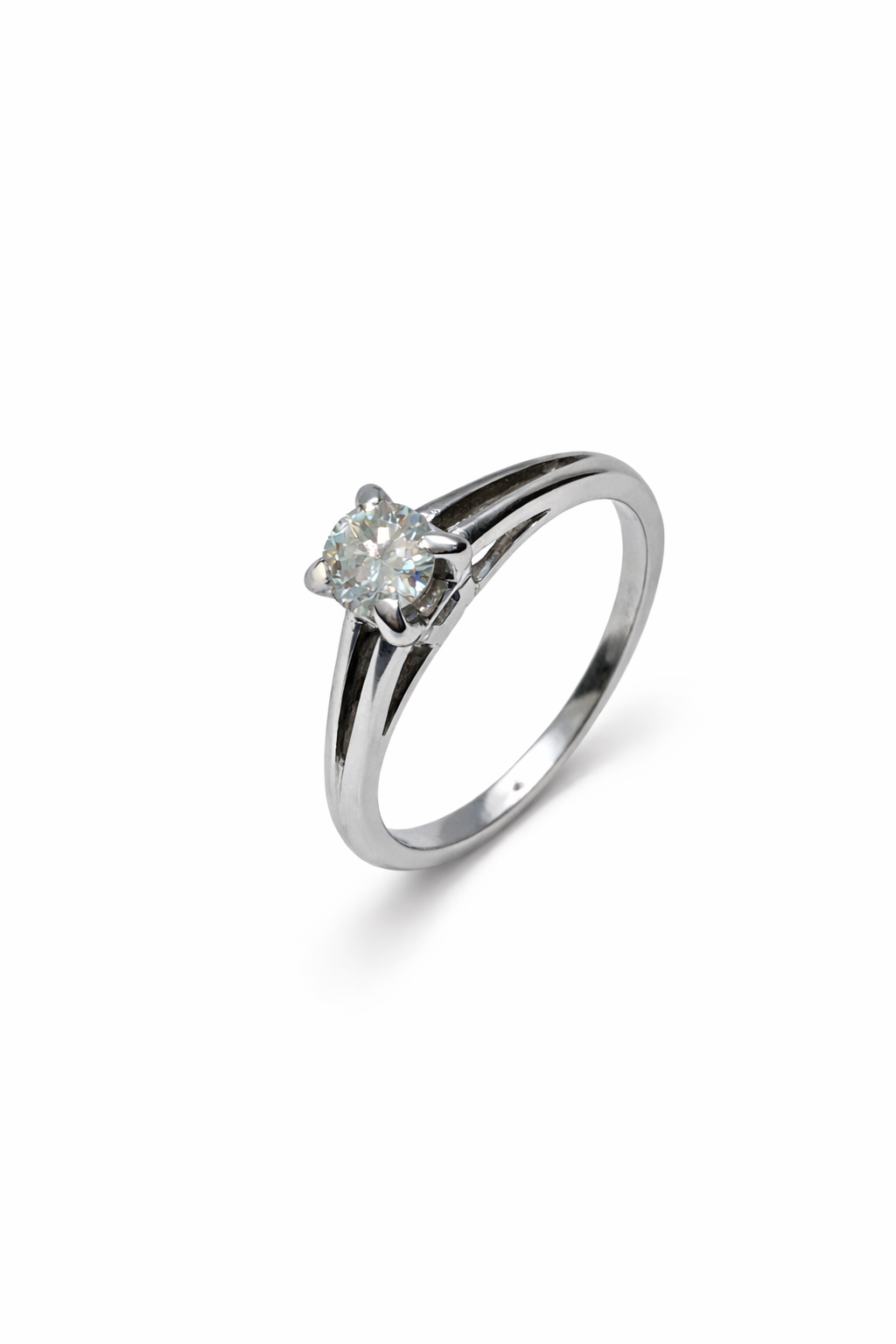 White Gold Solitaire 18k Engagement Ring with 0.33ct Natural Diamond, VS, F_G