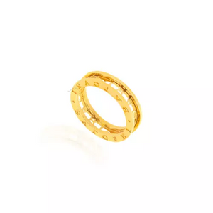 Yellow Gold Ring with beautiful design of Letters inside, 18k  4.6gr  size 7