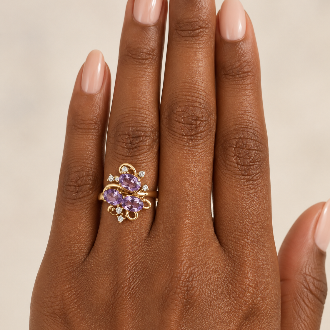 14K Yellow Gold Oval Amethyst & Diamond Floral Cluster Cocktail Ring