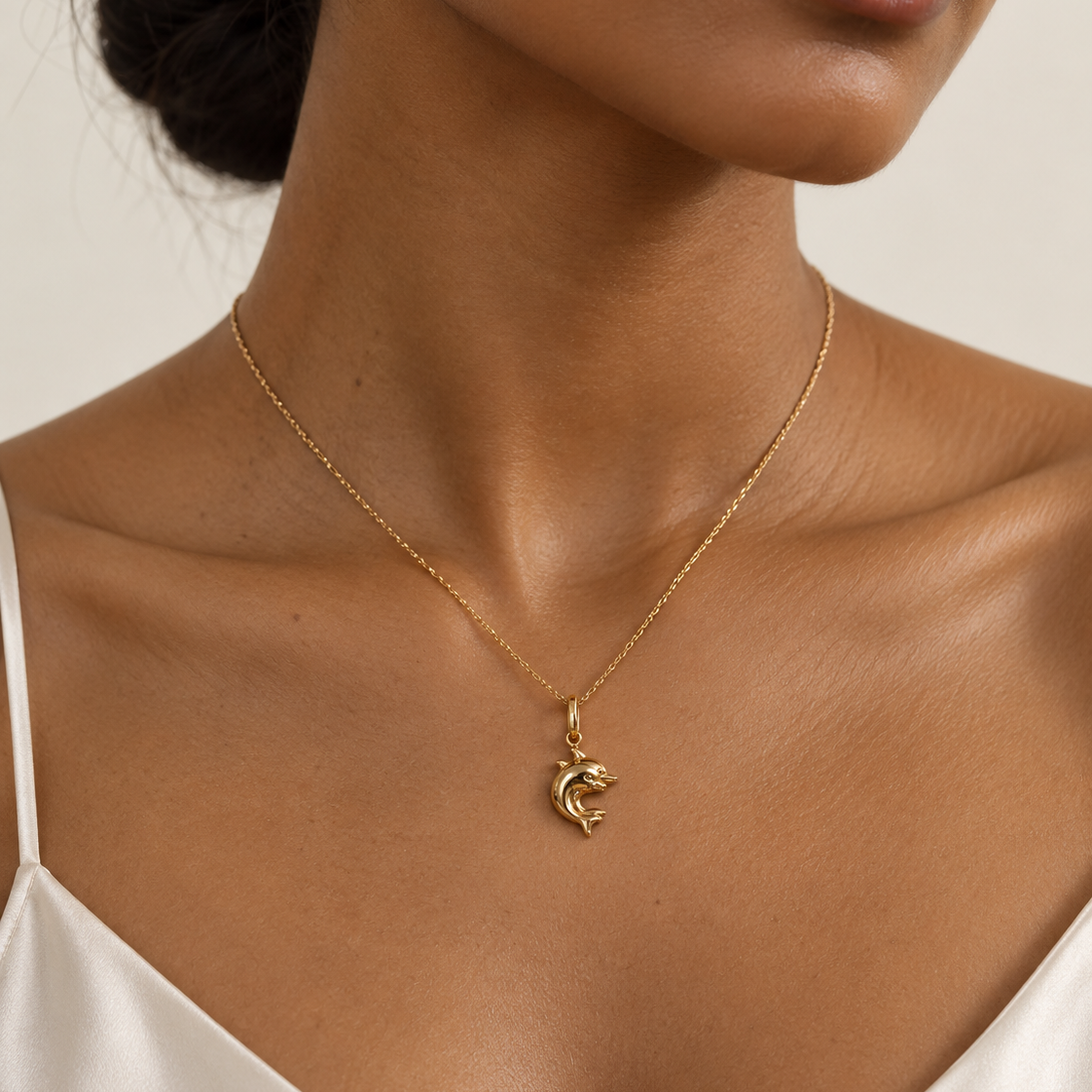 18K Yellow Gold Double Dolphin Pendant Necklace