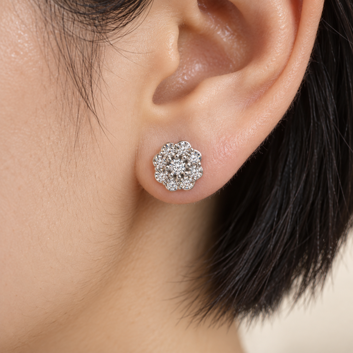 18K Gold Diamond Flower Cluster Stud Earrings