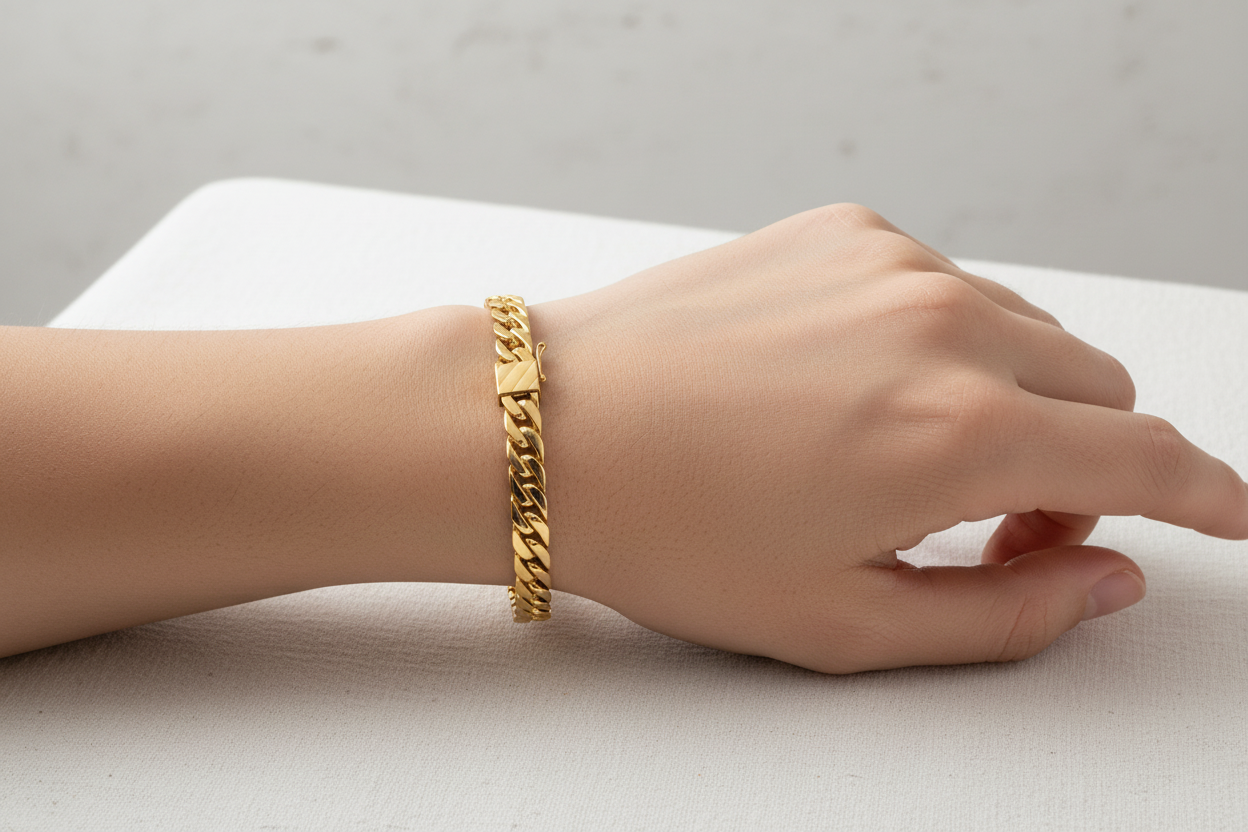 18K Yellow Gold Flat Curb Bracelet 18.13gr 7 1/2"
