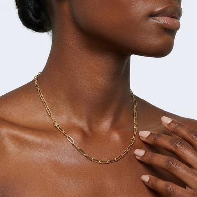 18K Yellow Gold Paperclip Chain Necklace 18" — on model, front