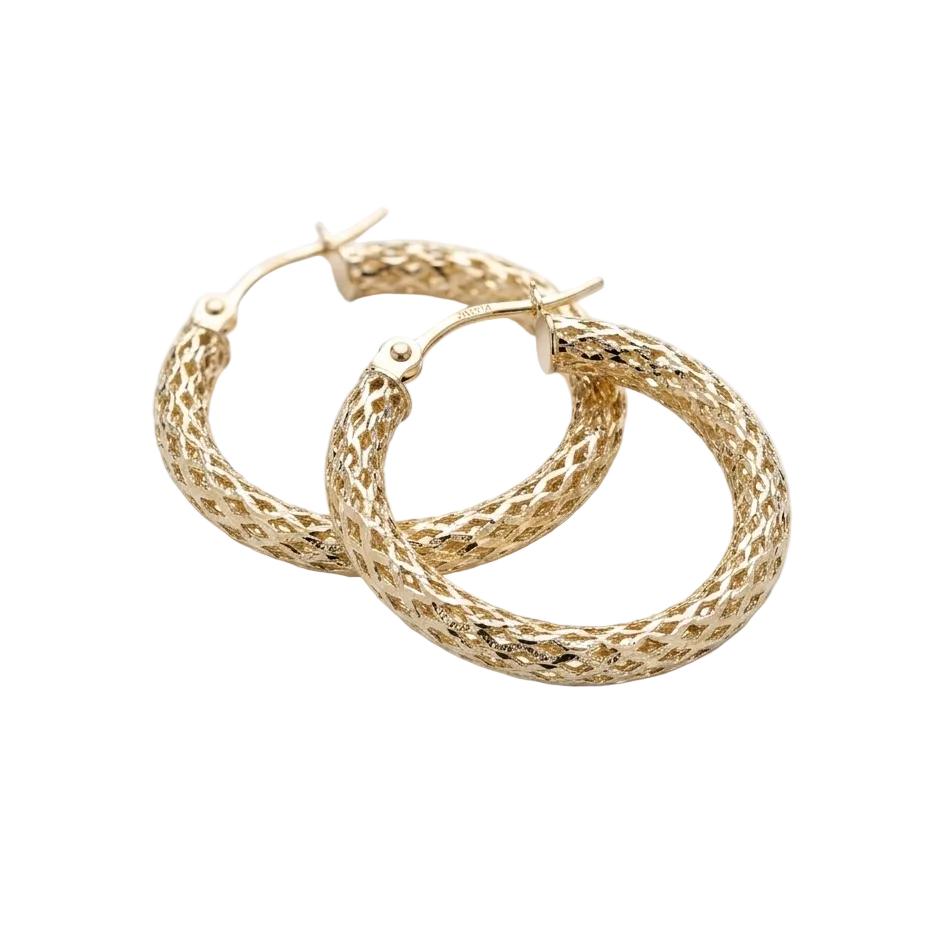 14K yellow gold diamond-cut hoop earrings, 22mm — studio hero
