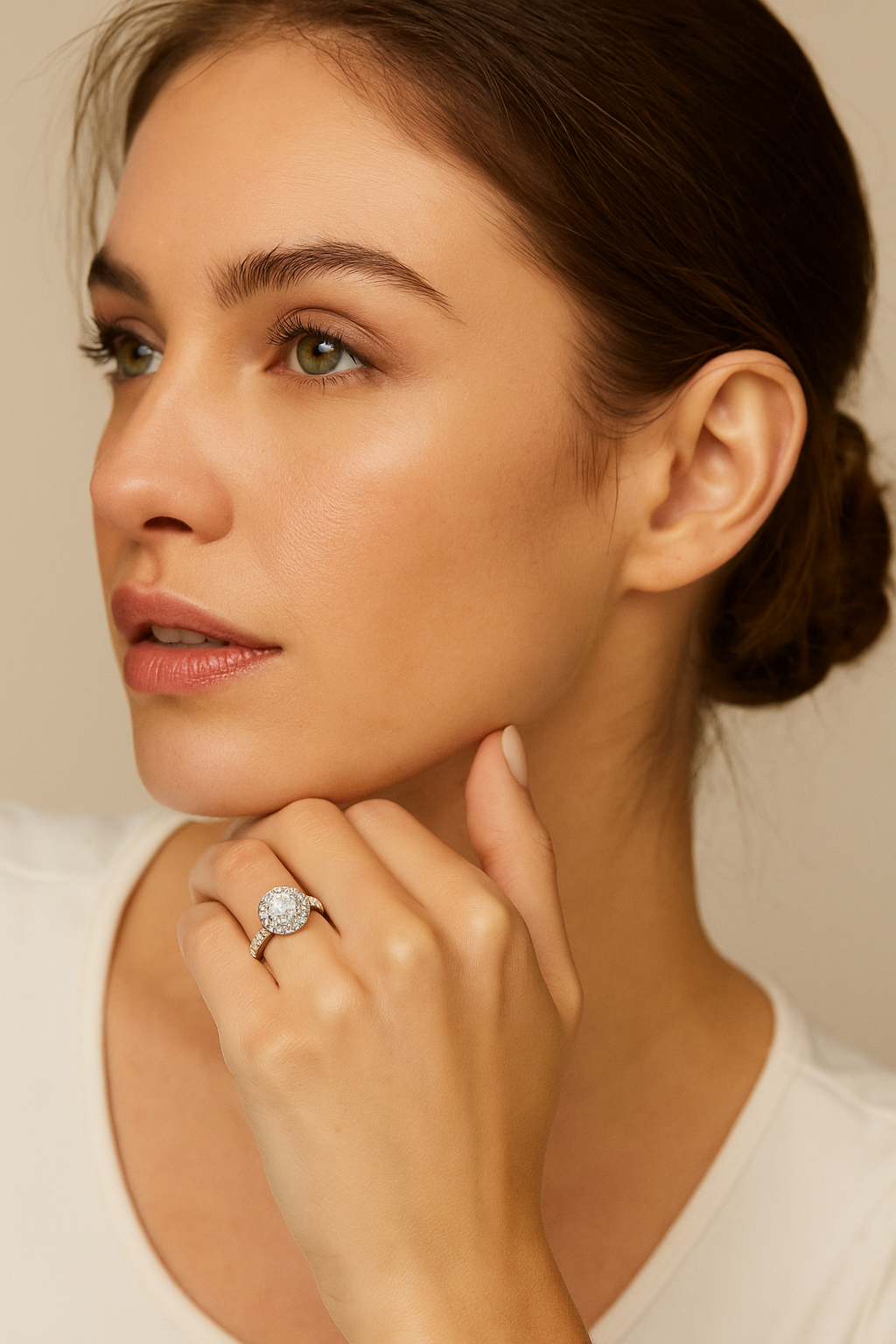 White Gold Solitaire Halo Diamond Ring. 14k, TDW: 1.46ct, VS-SI, FG