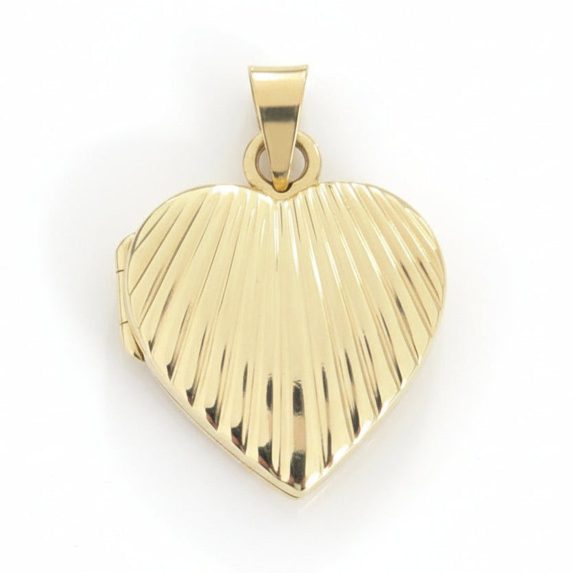 14K Yellow Gold Solid Heart Shape Clasp Pendant.