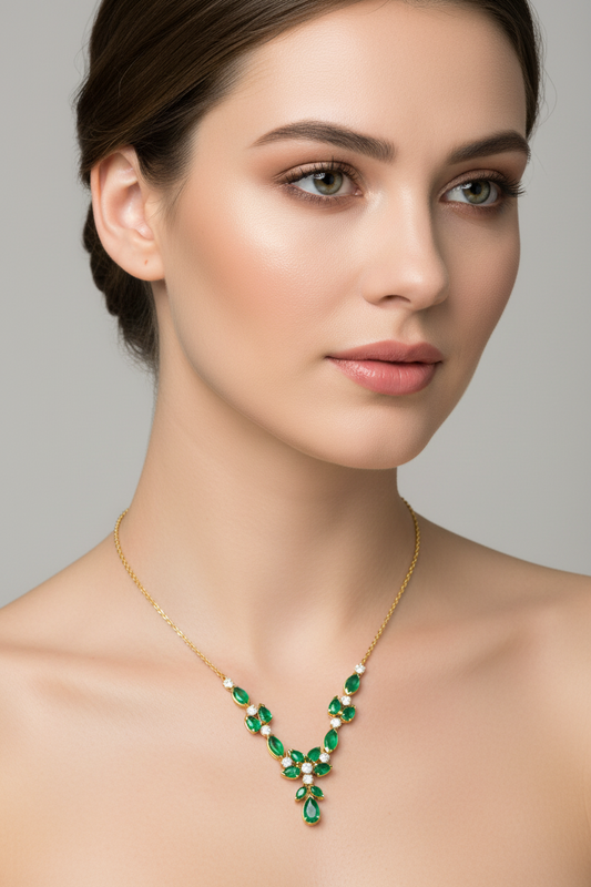 Yellow Gold Colombian Emerald and Diamond Necklace. 14k E:2.13ct TDW: 0.3ct. VS HI