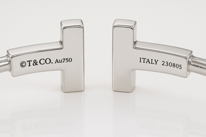 TIFFANY & CO. White Gold T Wire Turquoise Cuff Bracelet. High-End Jewellery Resale. 18k