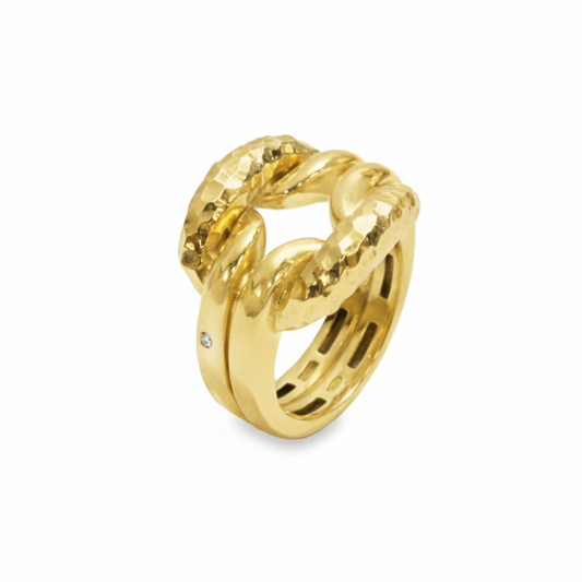Italian Damiani knot Style Wide Ring with a Small Diamond on the shank. 18k - Resale
